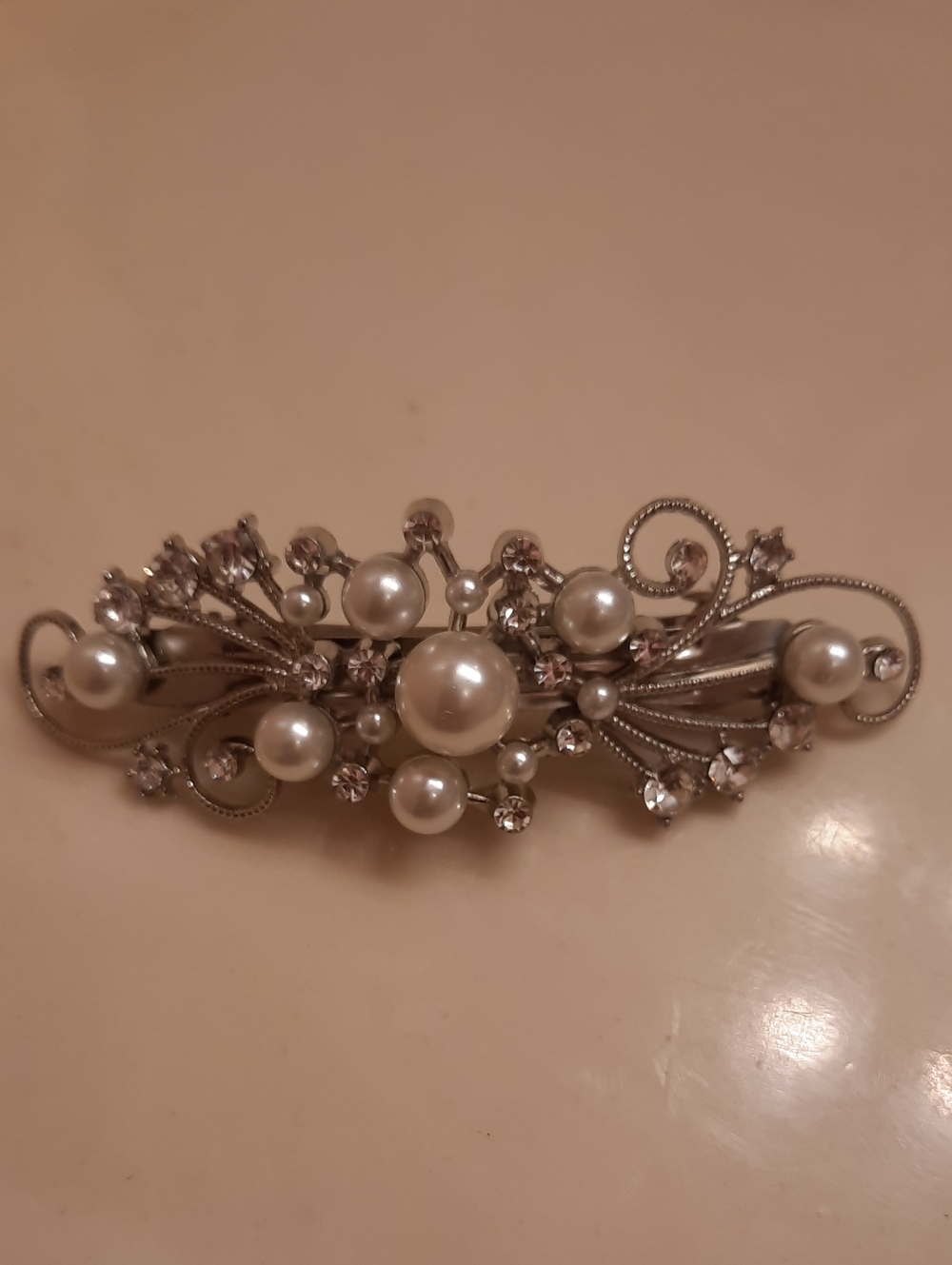 Silver-Tone Pearl & Clear Crystal Hair Clip